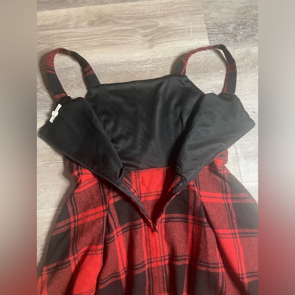 Copper key plaid dress - Picture 4 of 10